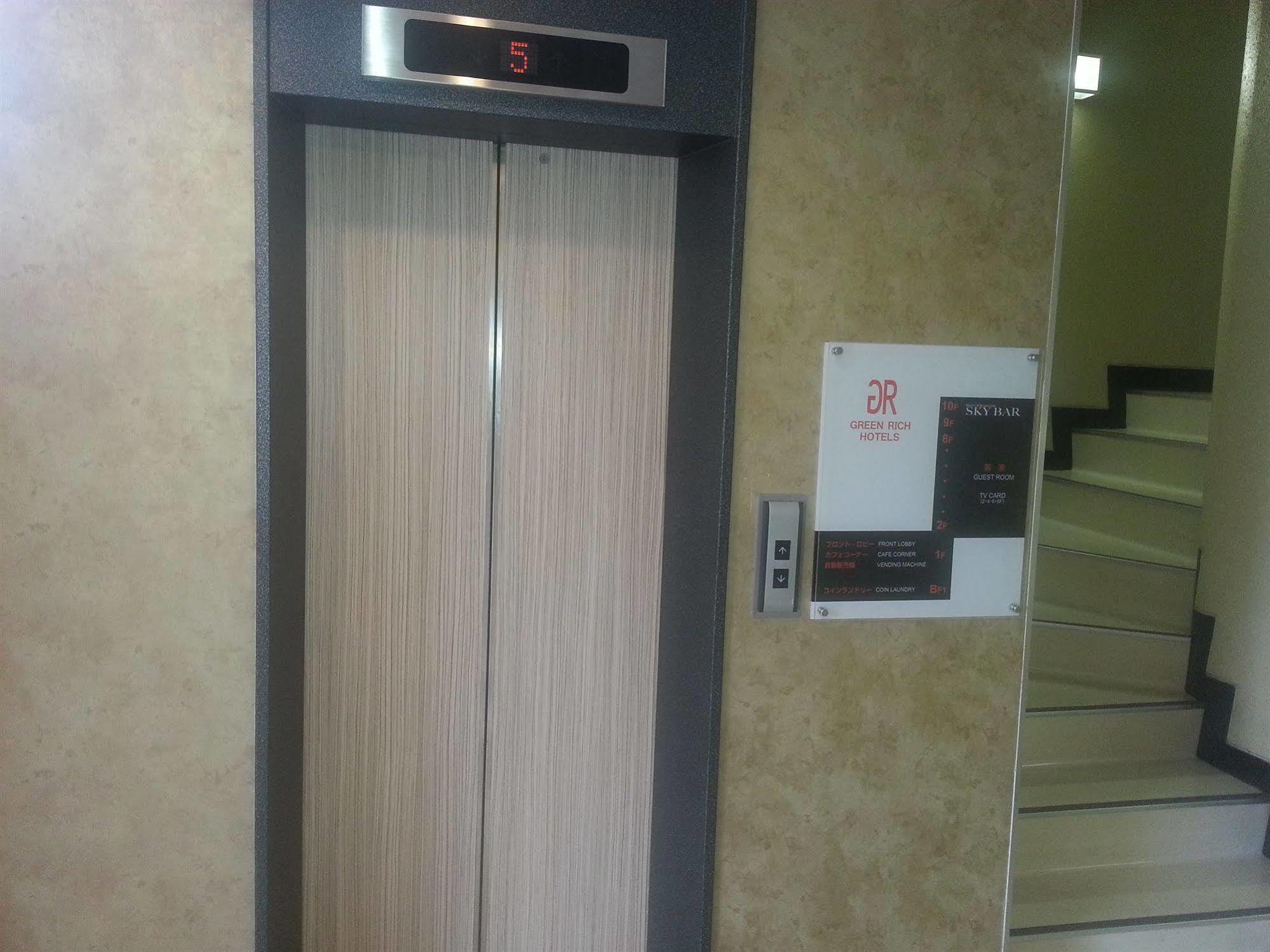 Gr Hotel Ginzadori Kumamoto Extérieur photo